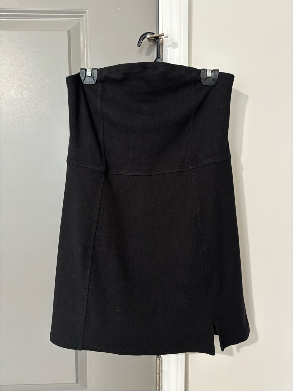 American Eagle Outfitters Black Strapless Ribbed